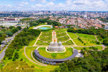 Ature Brasil Elo Multicultural em Curitiba recebe workshops e palestras envolvendo a música eletrônica nacional dos dias 30/04 a 02/05
