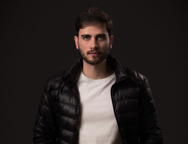 Sean Doron e THEUSS lançam colaboração inédita pela HABITAT de Mind Against com a faixa “Hold Out”