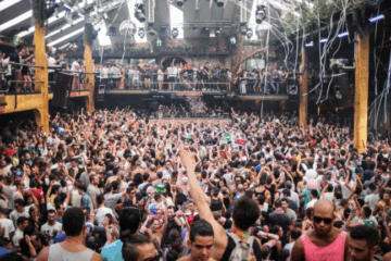 Raízes da cena clubber: quase 50 anos de Amnesia Ibiza, o clube que abriu quando tudo era mato