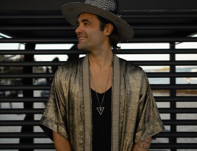 Fusão sonora Brasil-África do Sul: Naza (Musik) une-se ao nominado ao Grammy, Lazarusman, em “Gaia” pela Gardens of Babylon