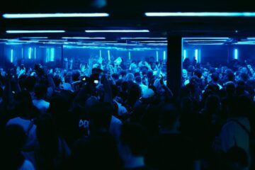 Do techno hipnótico ao groove houseiro: D-EDGE recebe RawTech Nation, Classmatic e Unlimited neste fim de semana