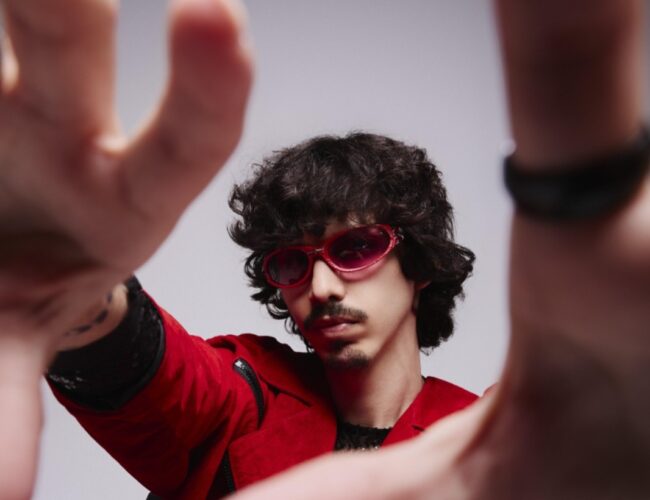 Lançamento de peso: HeyDoc! se aproxima do techno em estreia pela HEXAGON de Don Diablo