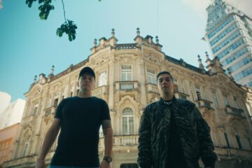 Inclusão no front: Jhonatan Ospina e DJ surdo Aloss lançam clipe de “You” em projeto inédito que permite sentir o techno sem precisar ouvir